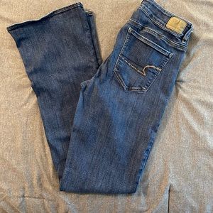 American Eagle Hi-Rise Artist Flare Jeans (Size 10)